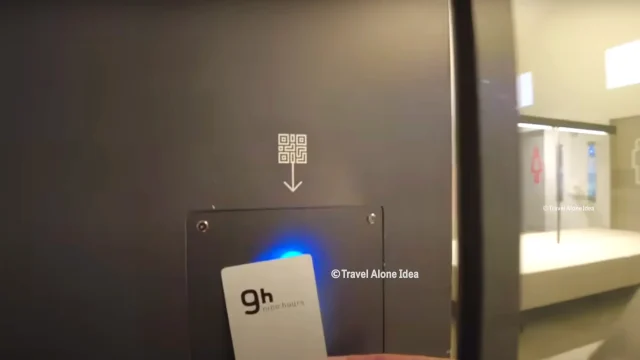 9h nine hours 호텔 입구 사진